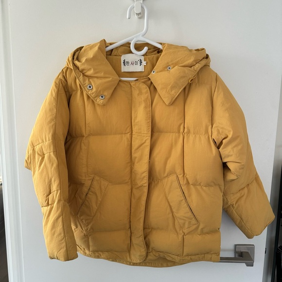 [SOLD] Yellow Puffer Jacket Women S - Picture 1 of 3